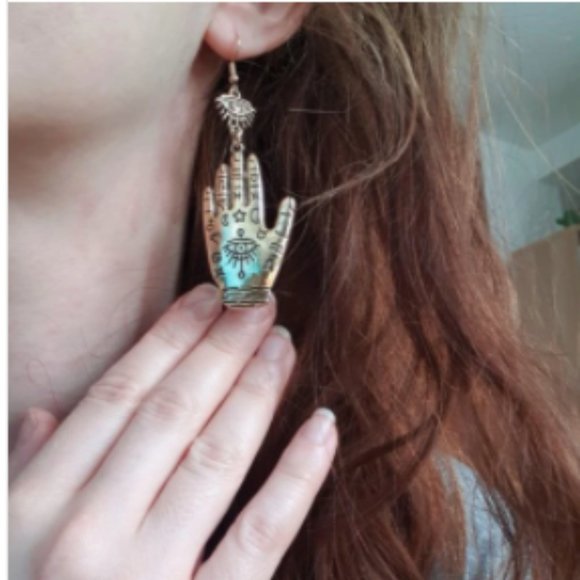 New~ Free People Celestial Gold Hand Earrings - Picture 6 of 7